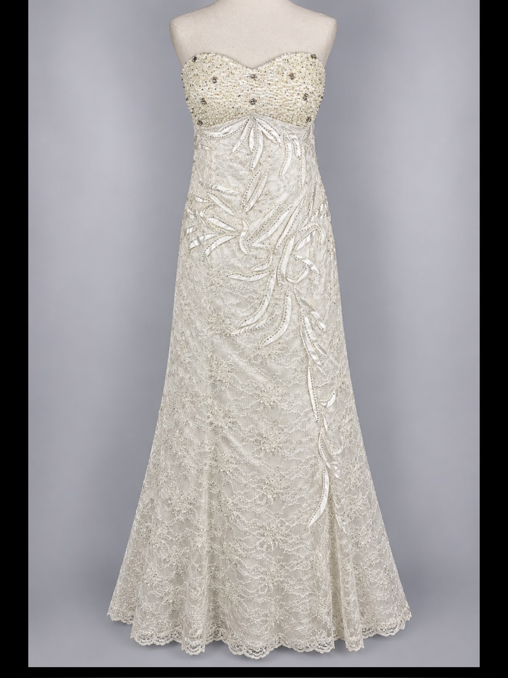 Glow Dress Size 16 Ivory Beaded Lace Mermaid Bridal Prom Gown NWOT